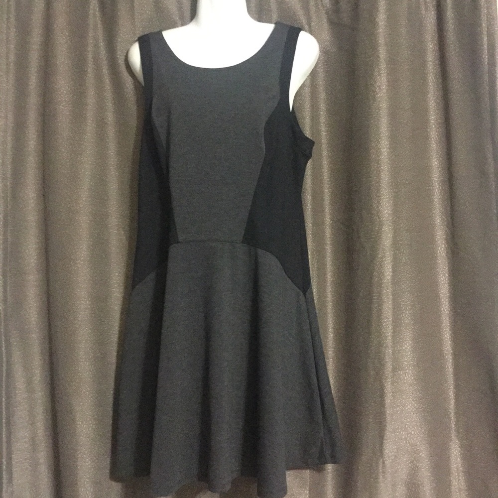 Mossimo Large black and gray sleeveless dress